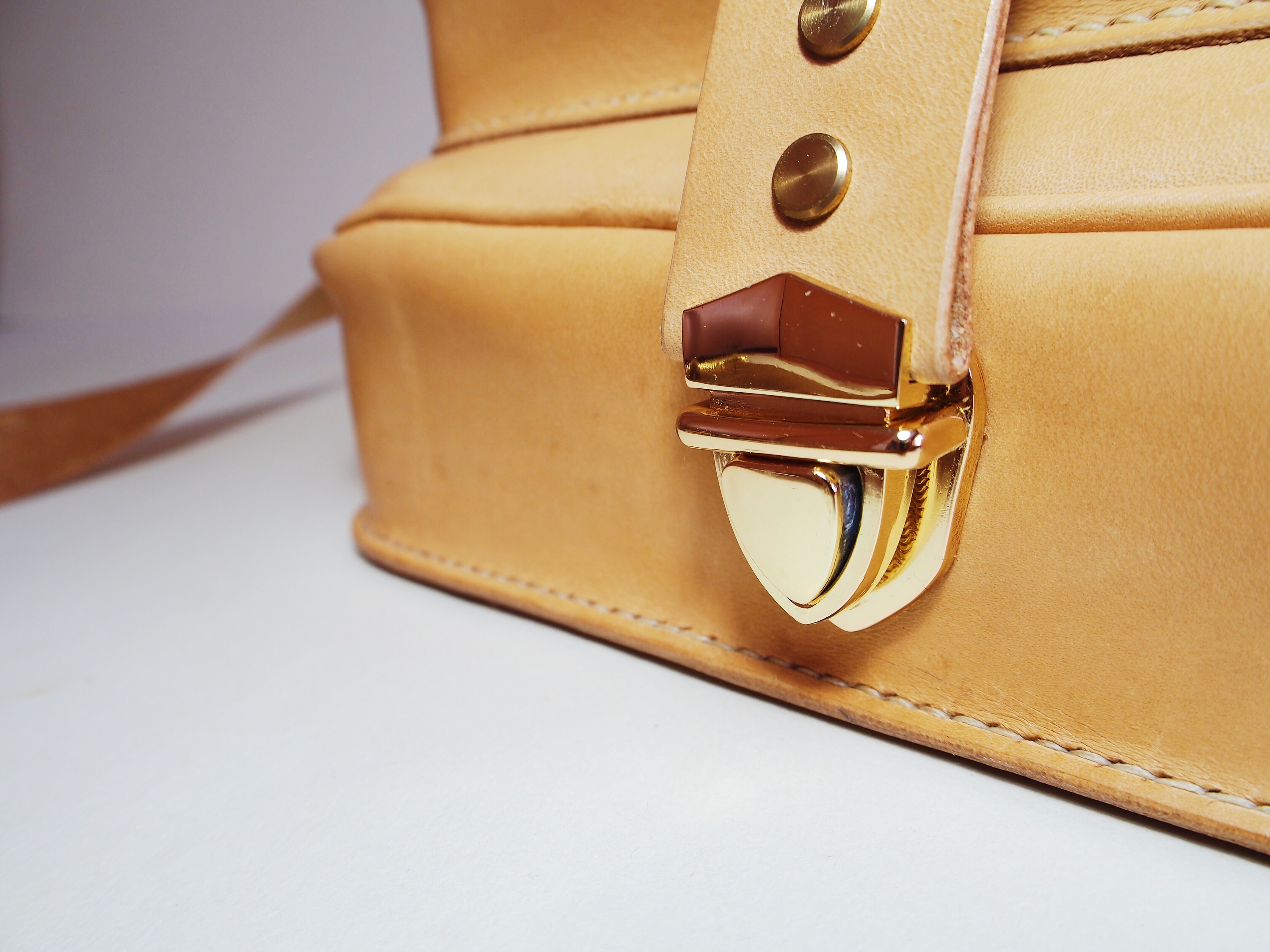 5000times手工皮具单肩包-意大利gvt原色