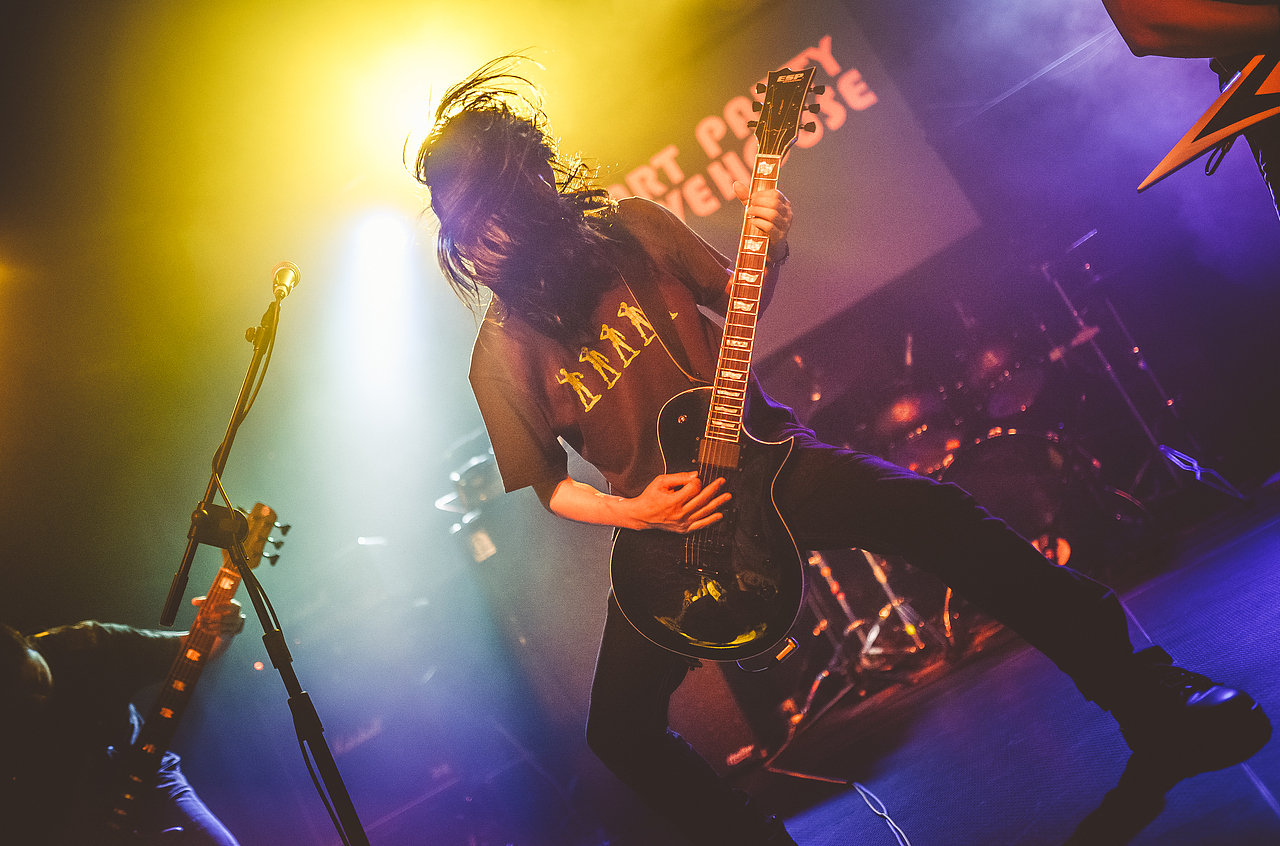 2015广州部分摇滚现场掠影@SD Livehouse（图ZMzU2MjczMTI=） - 人像摄影 - 站酷设计师凹凸蜀黍原创素材 - 站酷ZCOOL