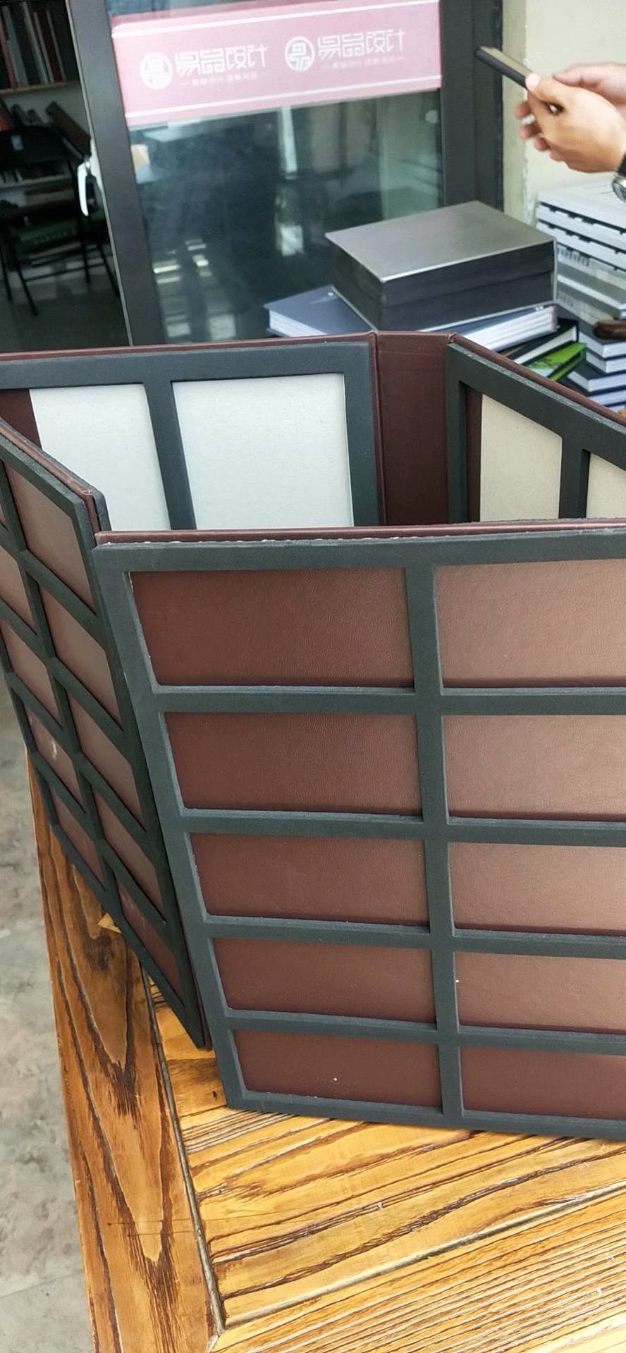 板材样品册制作汽车脚垫样品册加工汽车坐垫色卡册生产