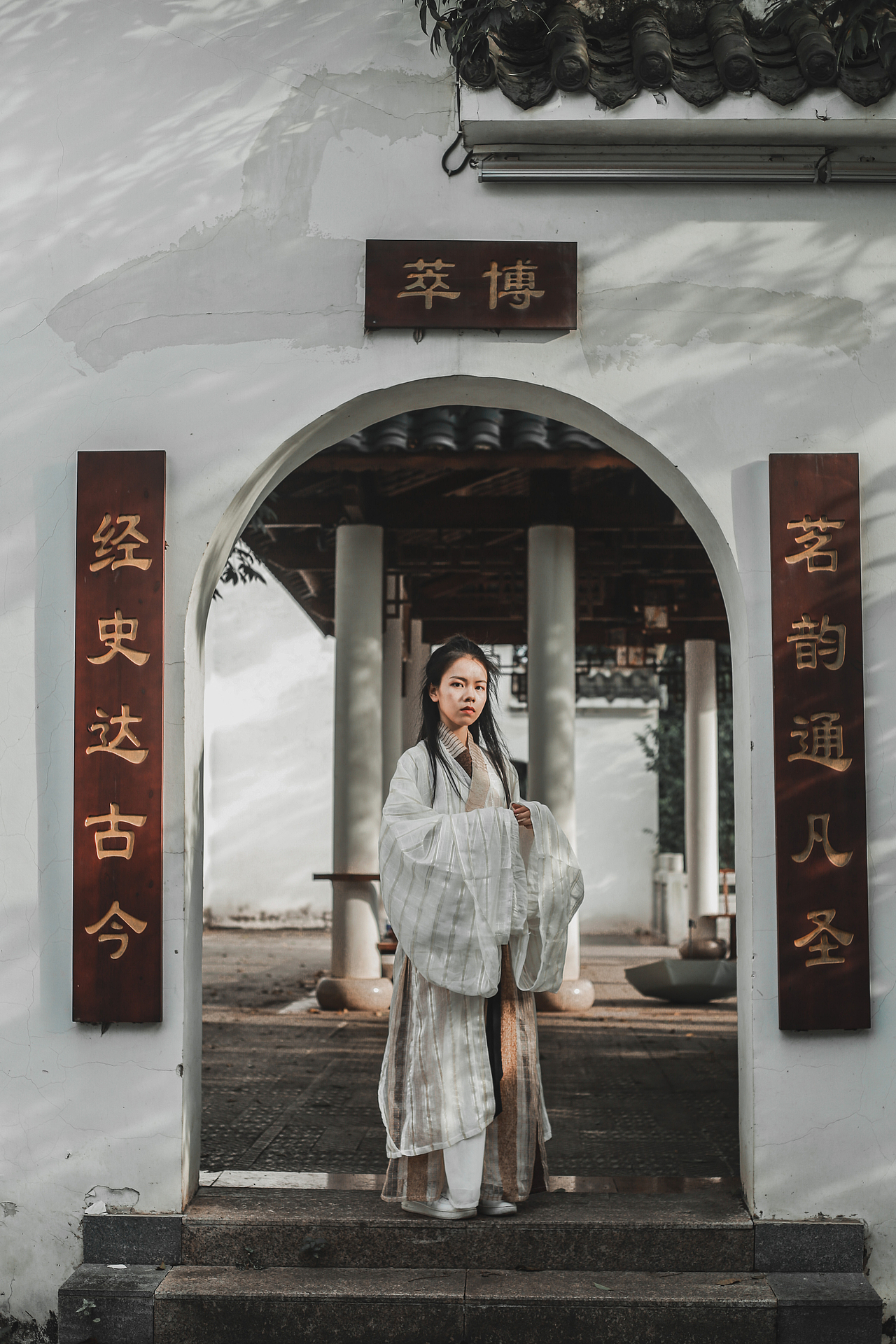 心中有丘壑 眉目作山河（图ZMjE0NzIxNzQ0） - 人像摄影 - 站酷设计师Z74742196原创素材 - 站酷ZCOOL