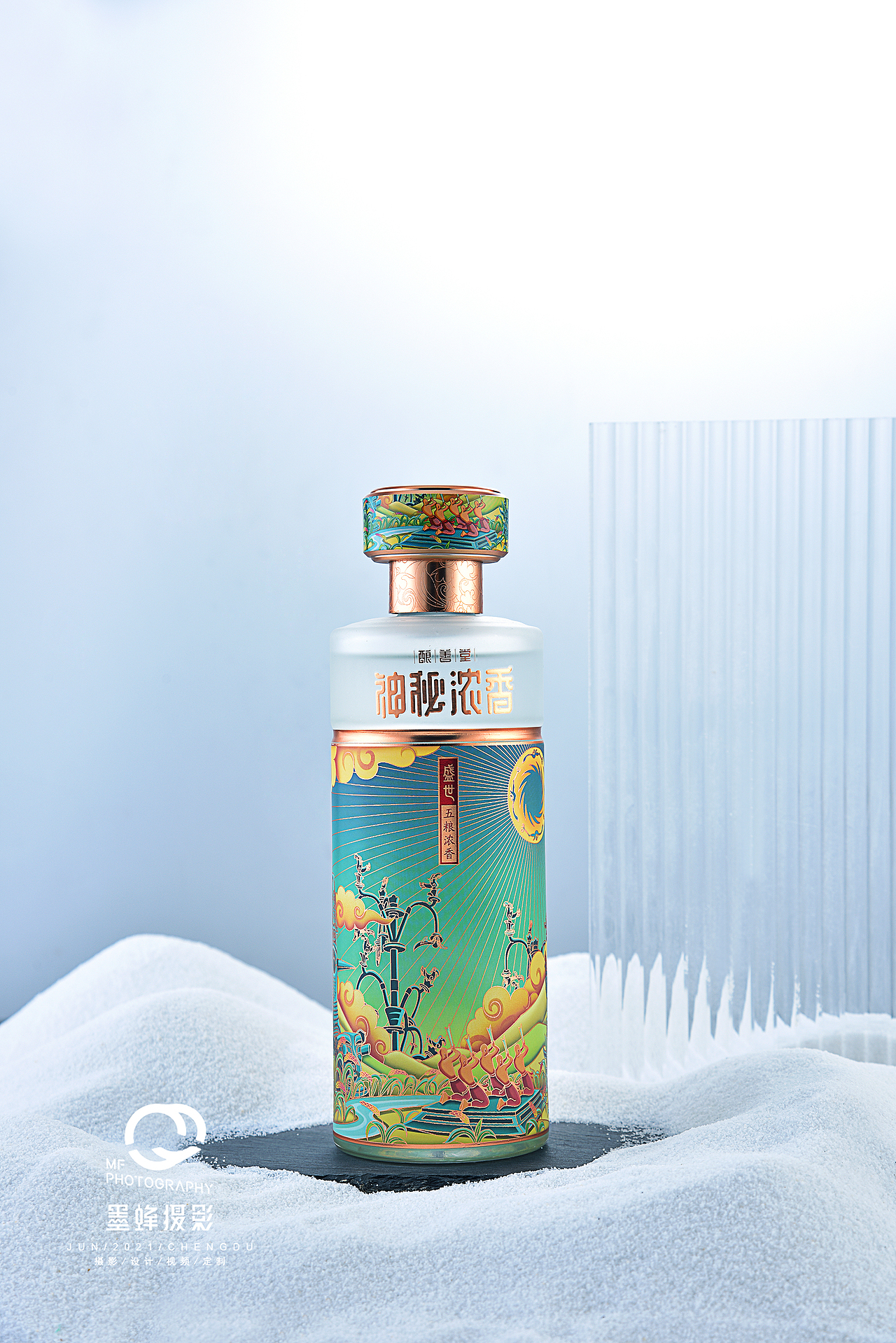 #白酒拍摄#电商摄影，创意摄影（图ZMjc2Njc0OTYw） - 产品摄影 - 站酷设计师墨蜂摄影原创素材 - 站酷ZCOOL