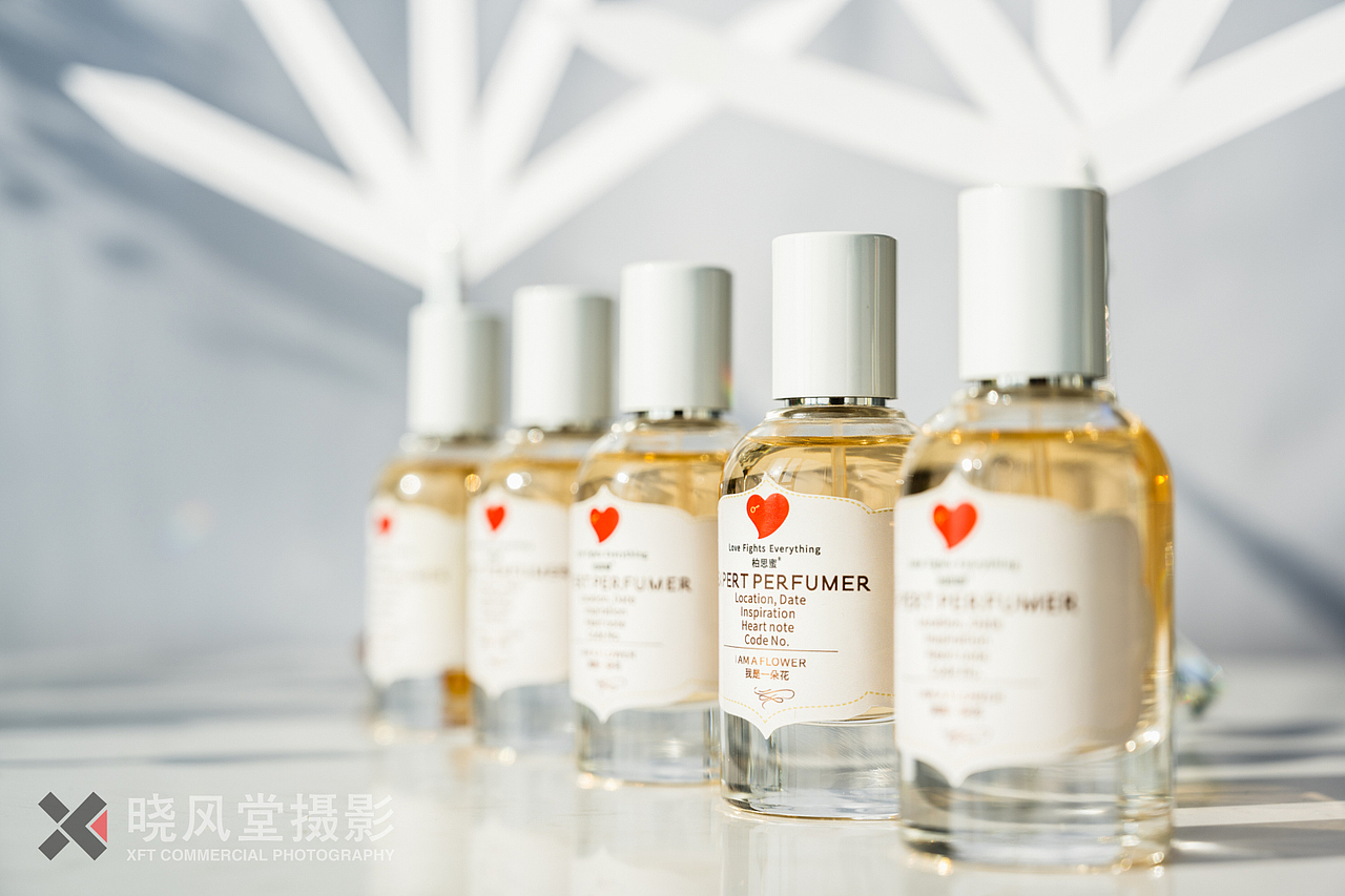香水静物摄影（图ZMjQ1NjAxMTA4） - 产品摄影 - 站酷设计师平行空间原创素材 - 站酷ZCOOL