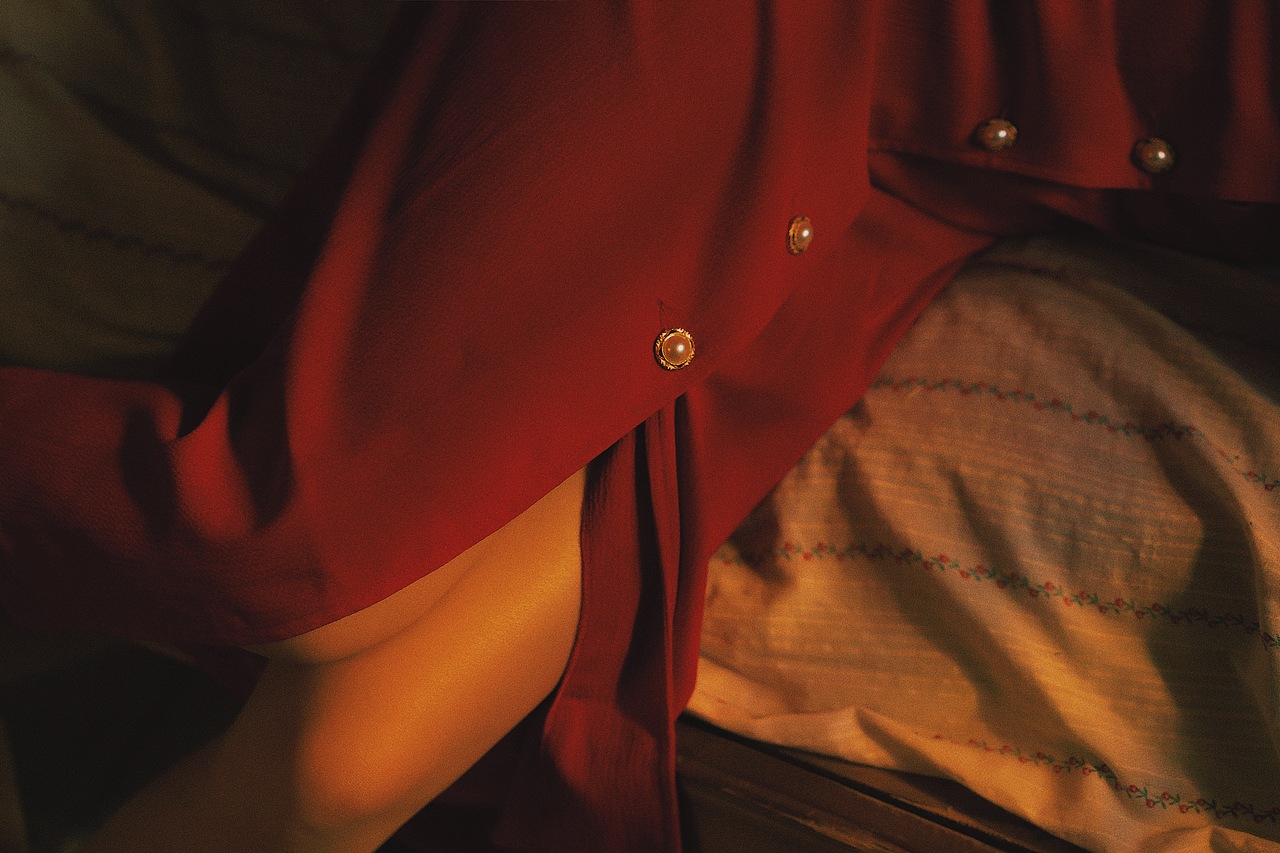 如果,我多一张船票,你会不会跟我走。