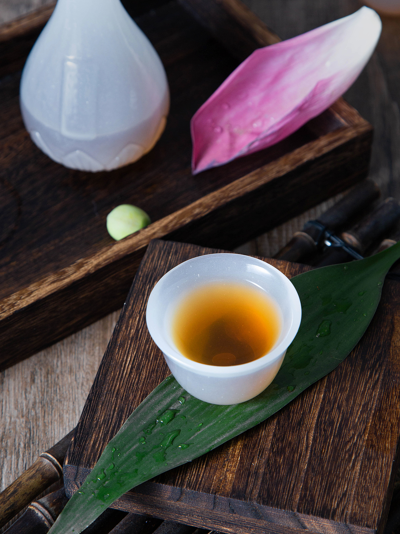 月饼拍摄，误入藕花深处。（图ZMjY4MTI5NTYw） - 美食摄影 - 站酷设计师长离l原创素材 - 站酷ZCOOL