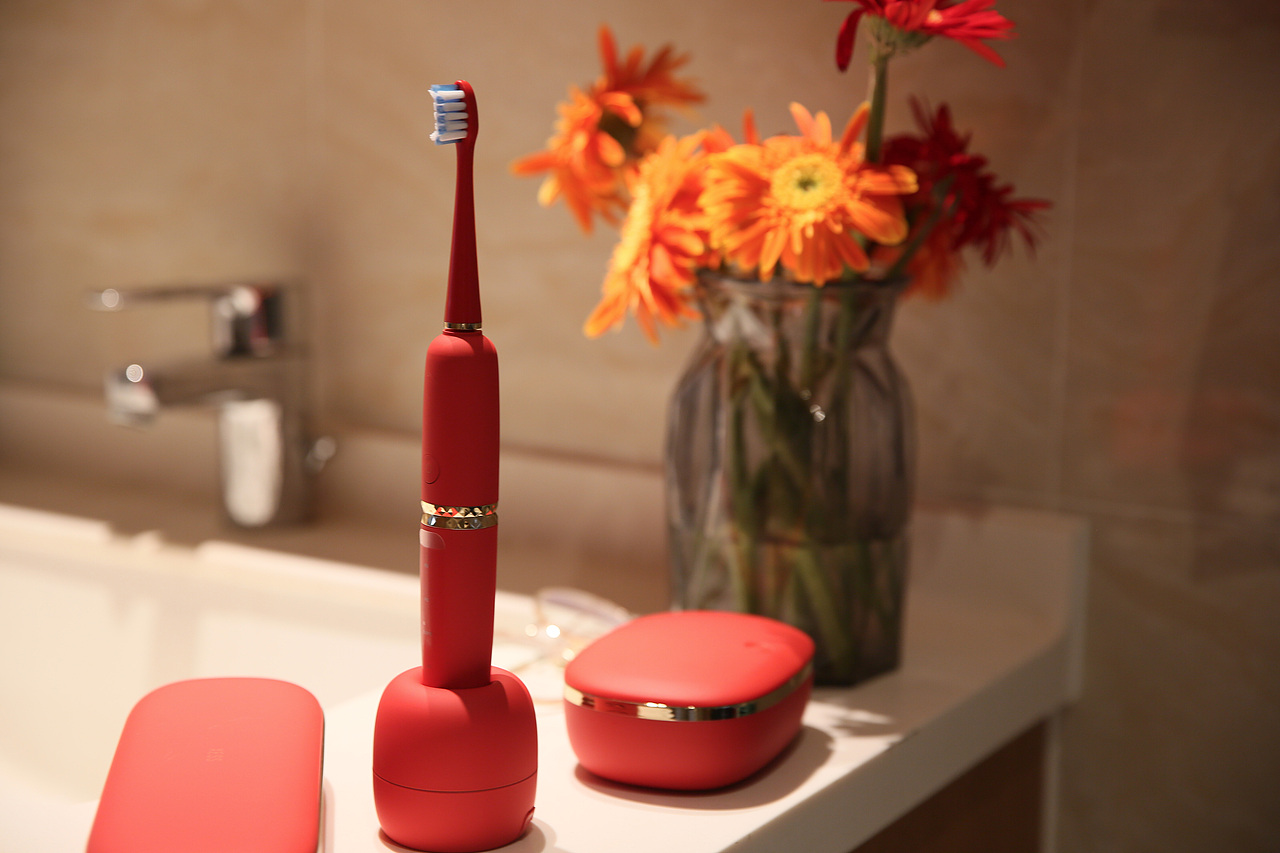 XESS光波双净智能牙刷