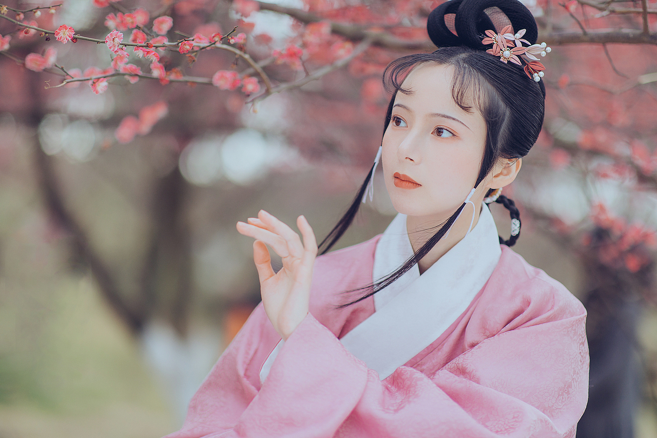 红梅姬（图ZMTQ0MzE0NDY4） - 人像摄影 - 站酷设计师李沐鸿Civ原创素材 - 站酷ZCOOL