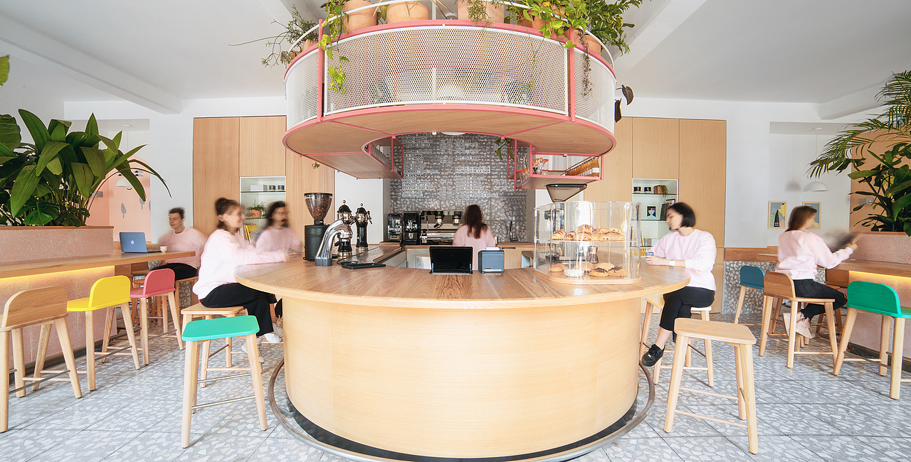 两组咖啡品牌形象设计分享