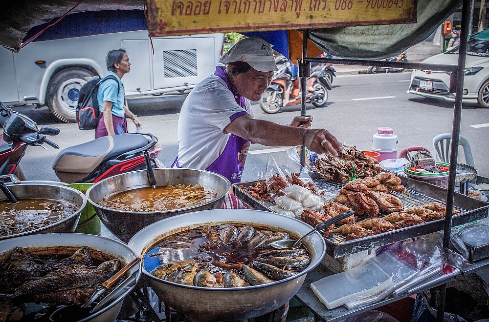 曼谷街头（图ZMTk5NzcxNDQ4） - 人文/纪实摄影 - 站酷设计师达尔达尼洋原创素材 - 站酷ZCOOL