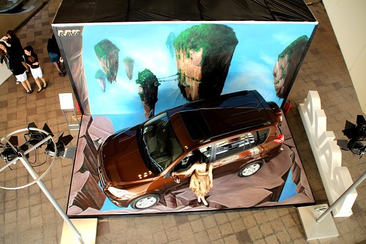 北京世贸天街 上海商城 丰田车展“棕色潮人”3D街头立体画街拍活动，金盛博创3D画团队出品（图ZNTY3Nzc2NA==） - 其他三维 - 站酷设计师3D艺术馆3D壁画原创素材 - 站酷ZCOOL