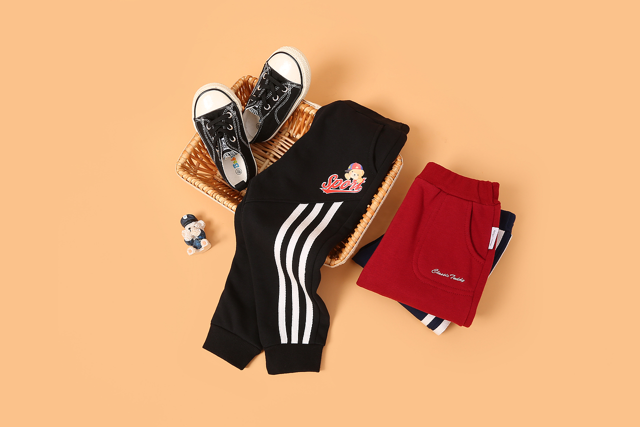 精典泰迪童装，妈妈选的放心（图ZMTc0NzU3MzY0） - 产品摄影 - 站酷设计师标点视觉摄影原创素材 - 站酷ZCOOL