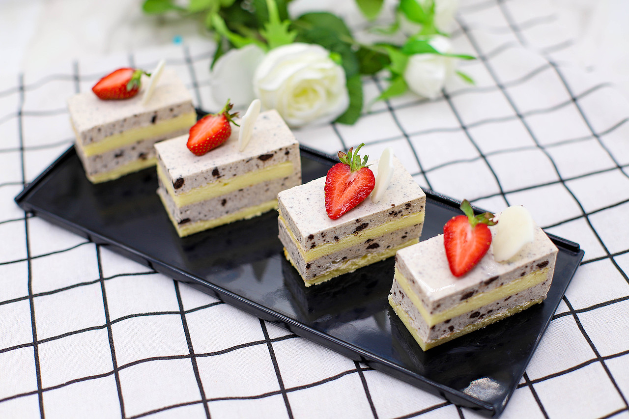 法式甜点 | 少女的眼应该满怀清明大意和温柔阳光。