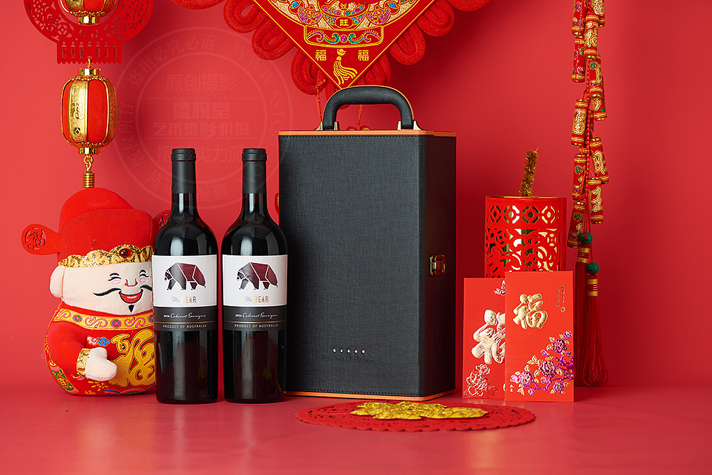 惠州市新年红酒拍摄方案喜庆洋酒拍摄主题 场景定制