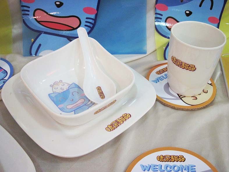 《味乐甜品店品牌视觉形象设计》 广东工业大学 视觉传达 陈乐琪 # 2012 我们毕业啦 #（图ZNjYyODM5Mg==） - 品牌 - 站酷设计师喵呜丸子原创素材 - 站酷ZCOOL