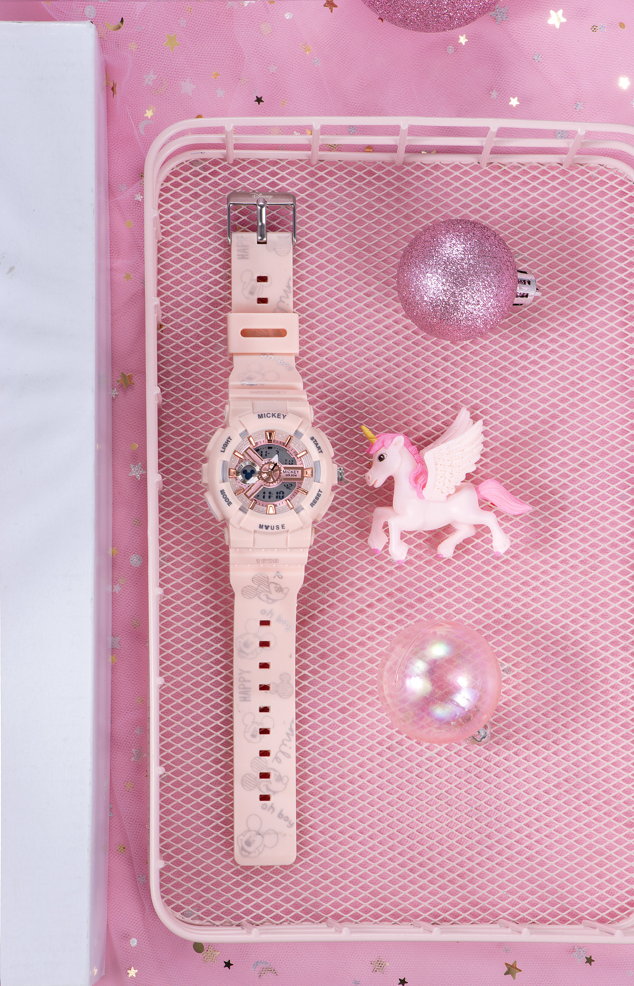 少女系运动手表拍摄（附拍摄花絮）（图ZMjMxMjk5OTgw） - 产品摄影 - 站酷设计师摄影师墨鱼原创素材 - 站酷ZCOOL