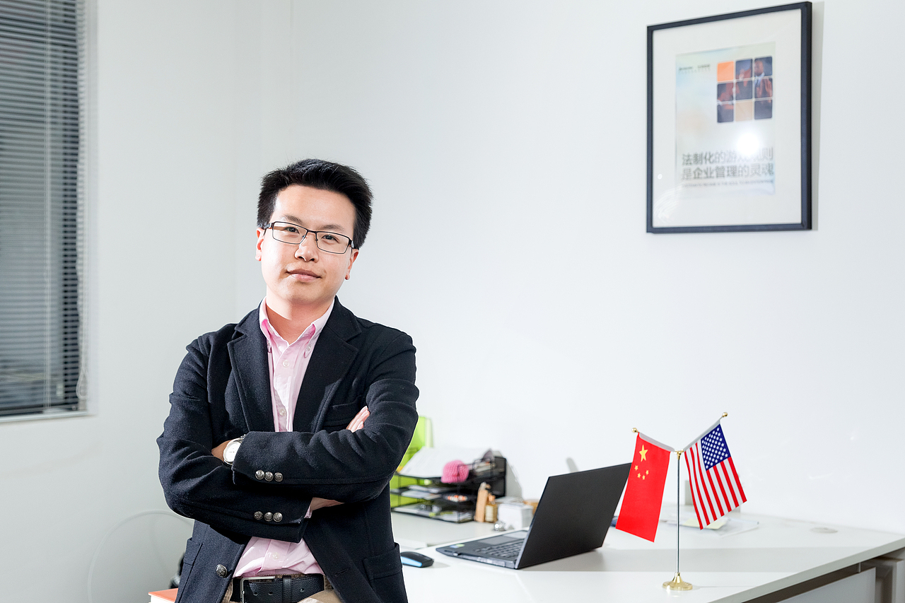 杜肯索斯（武汉）空气分布系统有限公司高级CEO（图ZOTg3NjIwMzI=） - 人像摄影 - 站酷设计师亮了视觉原创素材 - 站酷ZCOOL