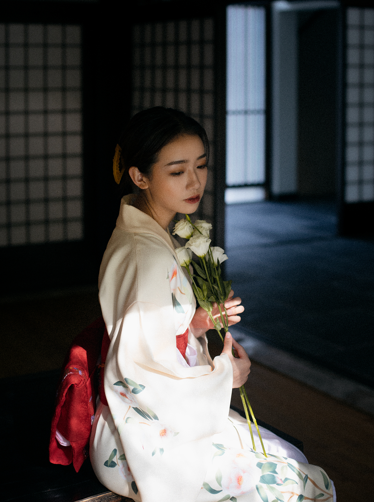 静谧👘（图ZMTM5NTYzNzAw） - 人像摄影 - 站酷设计师芒果草莓酱250原创素材 - 站酷ZCOOL