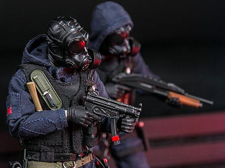 英国特别空勤团反恐大队SAS CRW 突击手/破门手