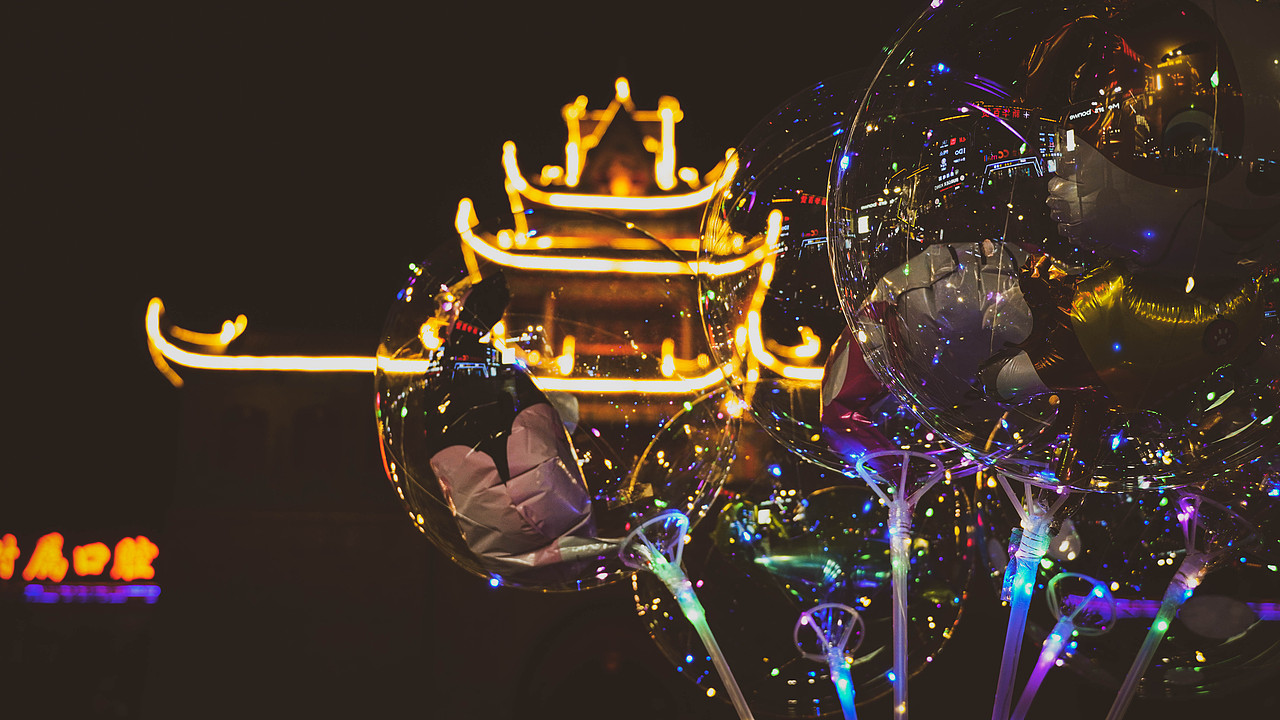 街拍|雨后小城（图ZMjA1NzM5NDQw） - 人文/纪实摄影 - 站酷设计师wasabi安安安琪原创素材 - 站酷ZCOOL