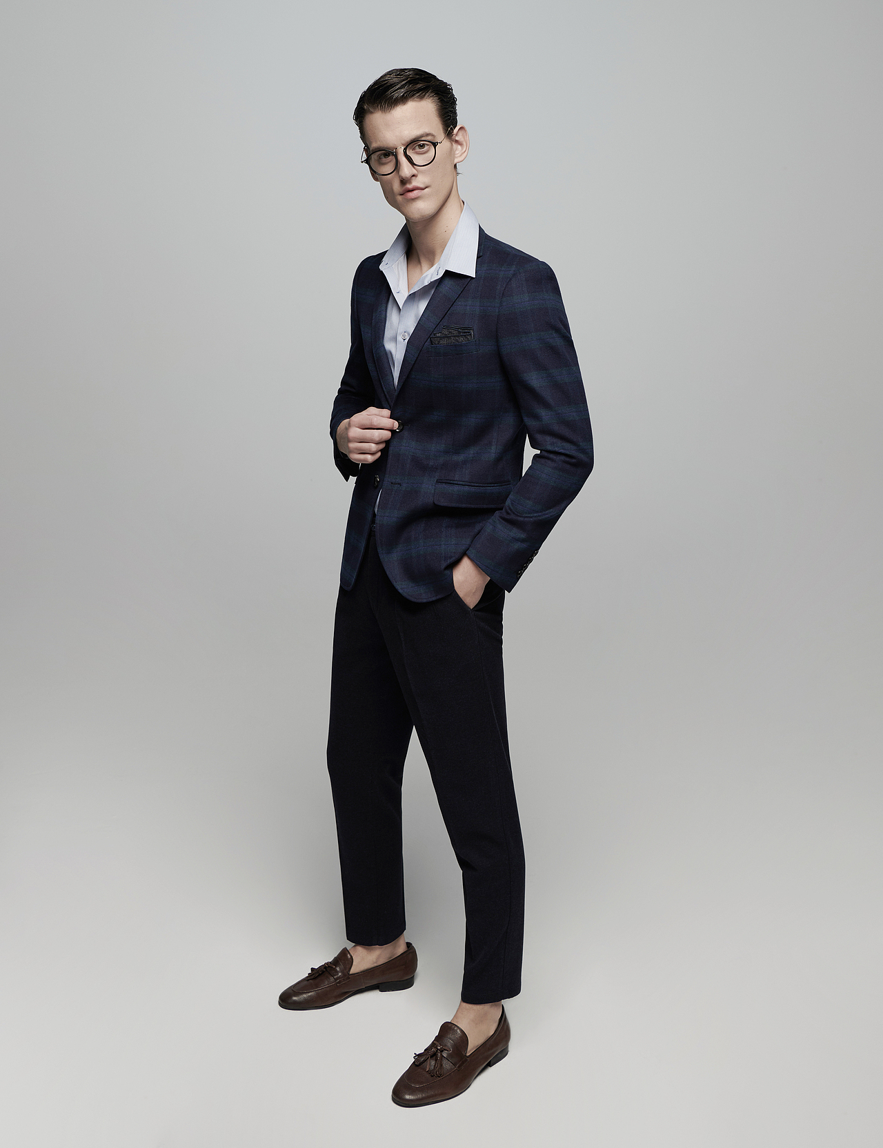 聚焦新商务项目配套形象LOOK（图ZMjgwNzUzNjE2） - 产品摄影 - 站酷设计师Mindu原创素材 - 站酷ZCOOL