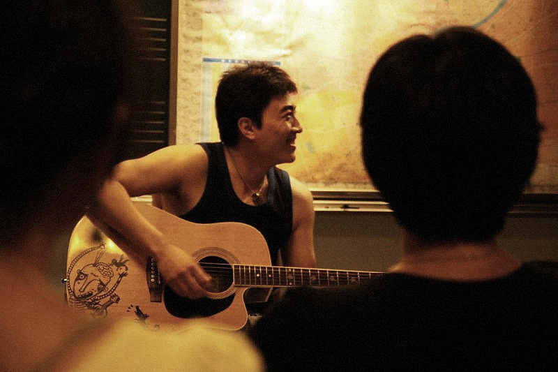 吉他上的涂鸦（图ZMTI4MDIwMDQ=） - 新锐潮流插画 - 站酷设计师招灰的鼻孔原创素材 - 站酷ZCOOL