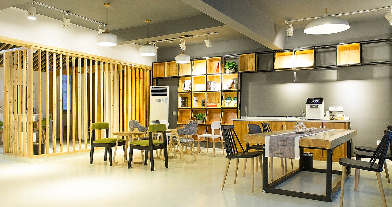 亚丁创想 镜容（图ZOTg2MjQxNjA=） - 品牌 - 站酷设计师积极设计原创素材 - 站酷ZCOOL