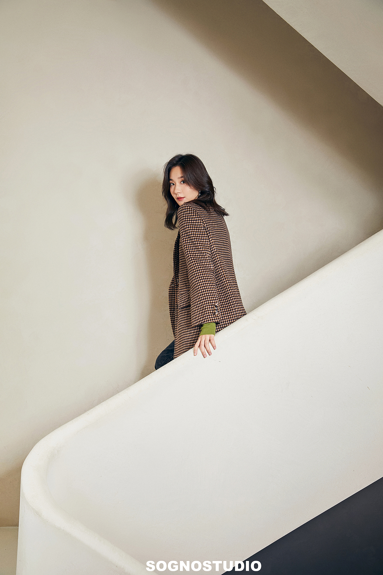 VIZAVIZA（图ZMjMxMDgzNjcy） - 人像摄影 - 站酷设计师灵蹊原创素材 - 站酷ZCOOL