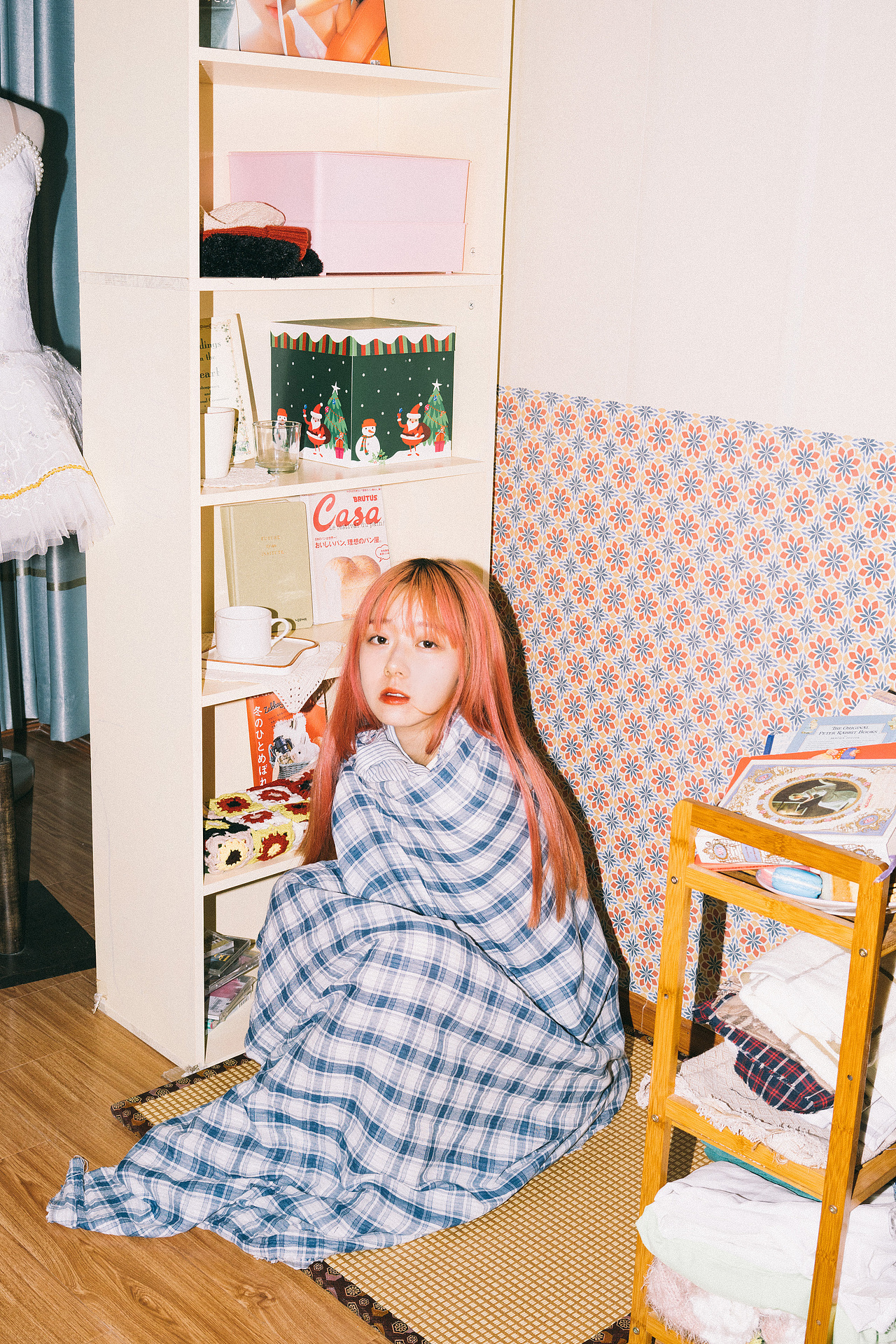 “周末在家当废物的感觉真的好幸福啊啊啊啊啊”