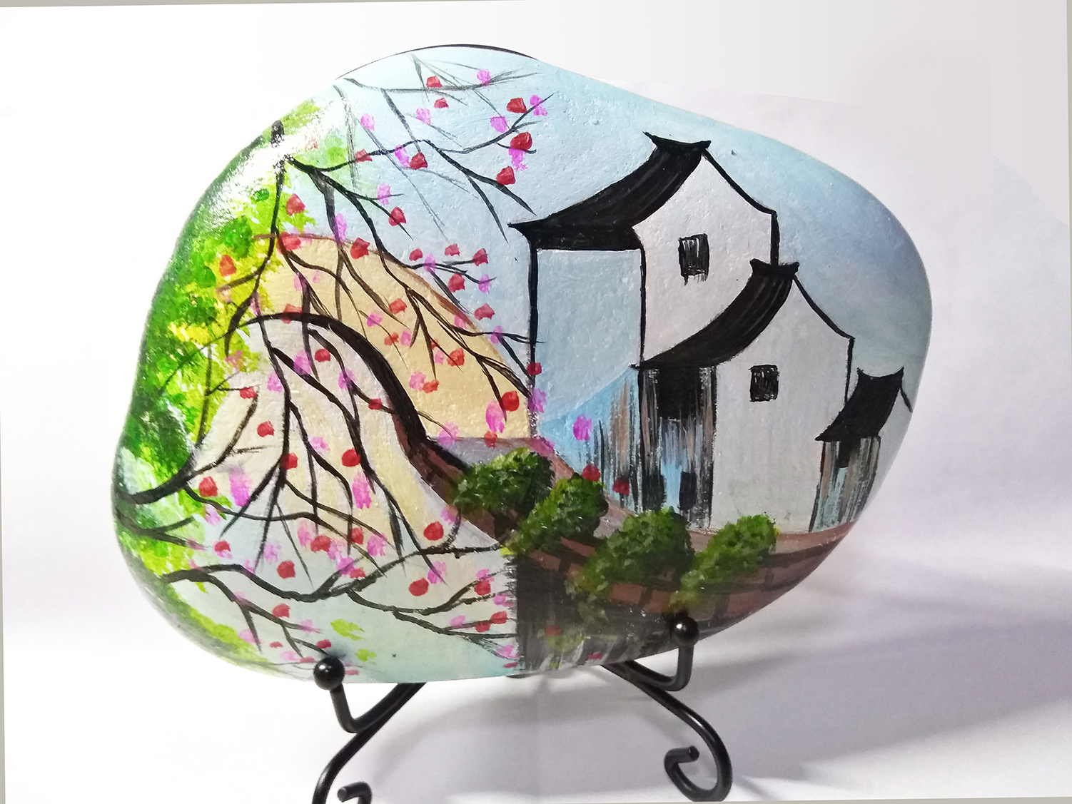 手绘防水不掉色石头画作品 江南山水