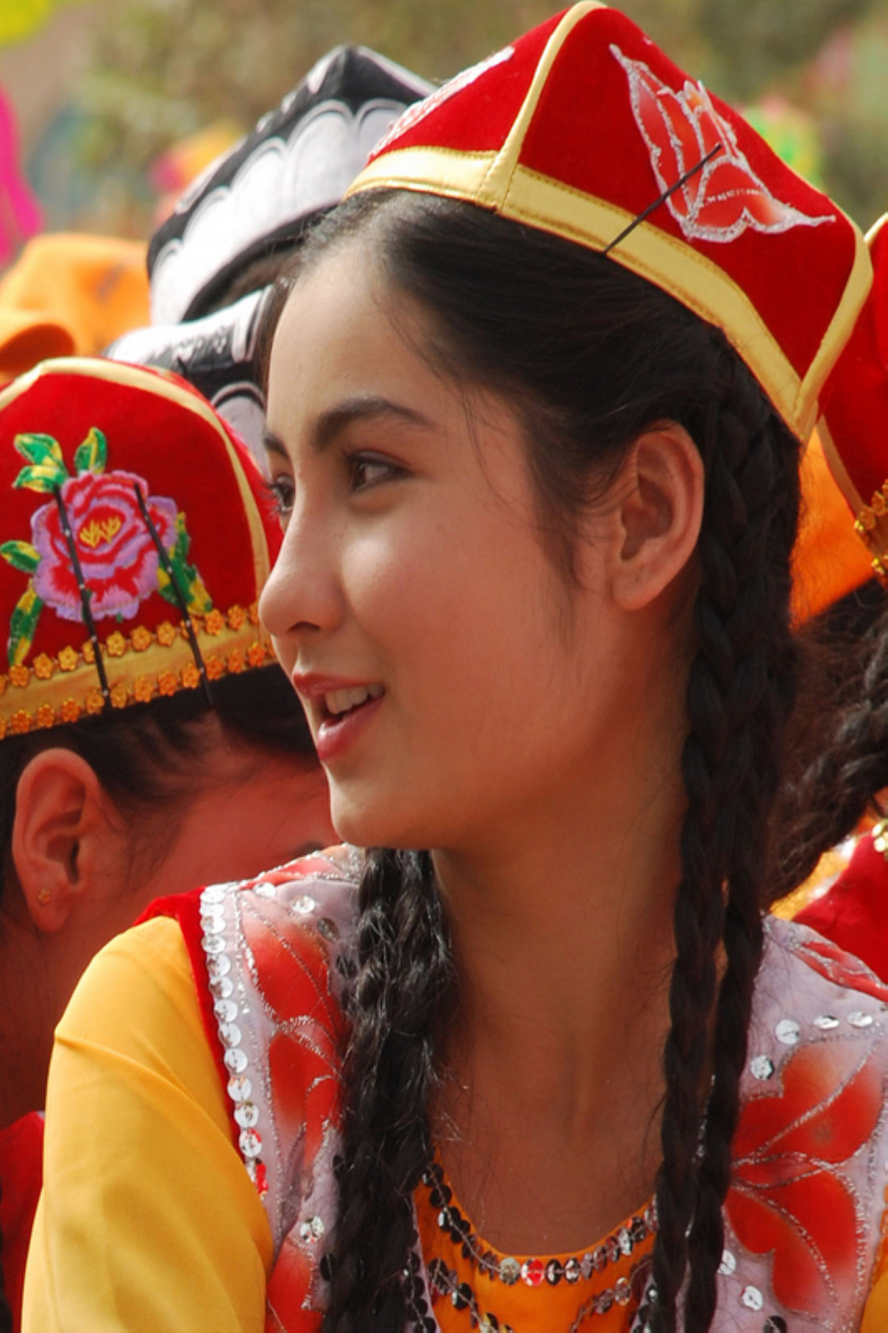 新疆姑娘 生活照图片