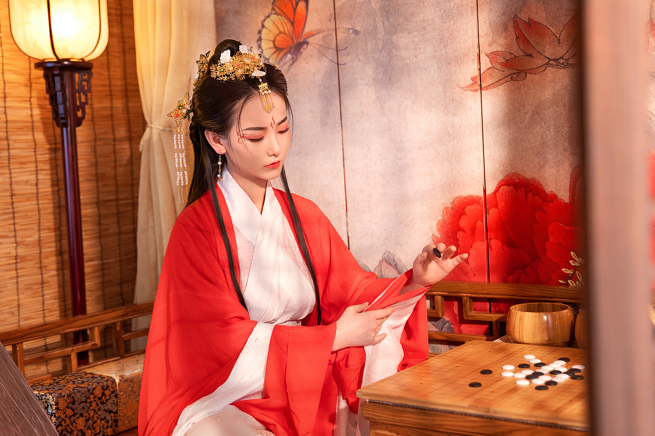 电竞解说陆狸. 古风定妆