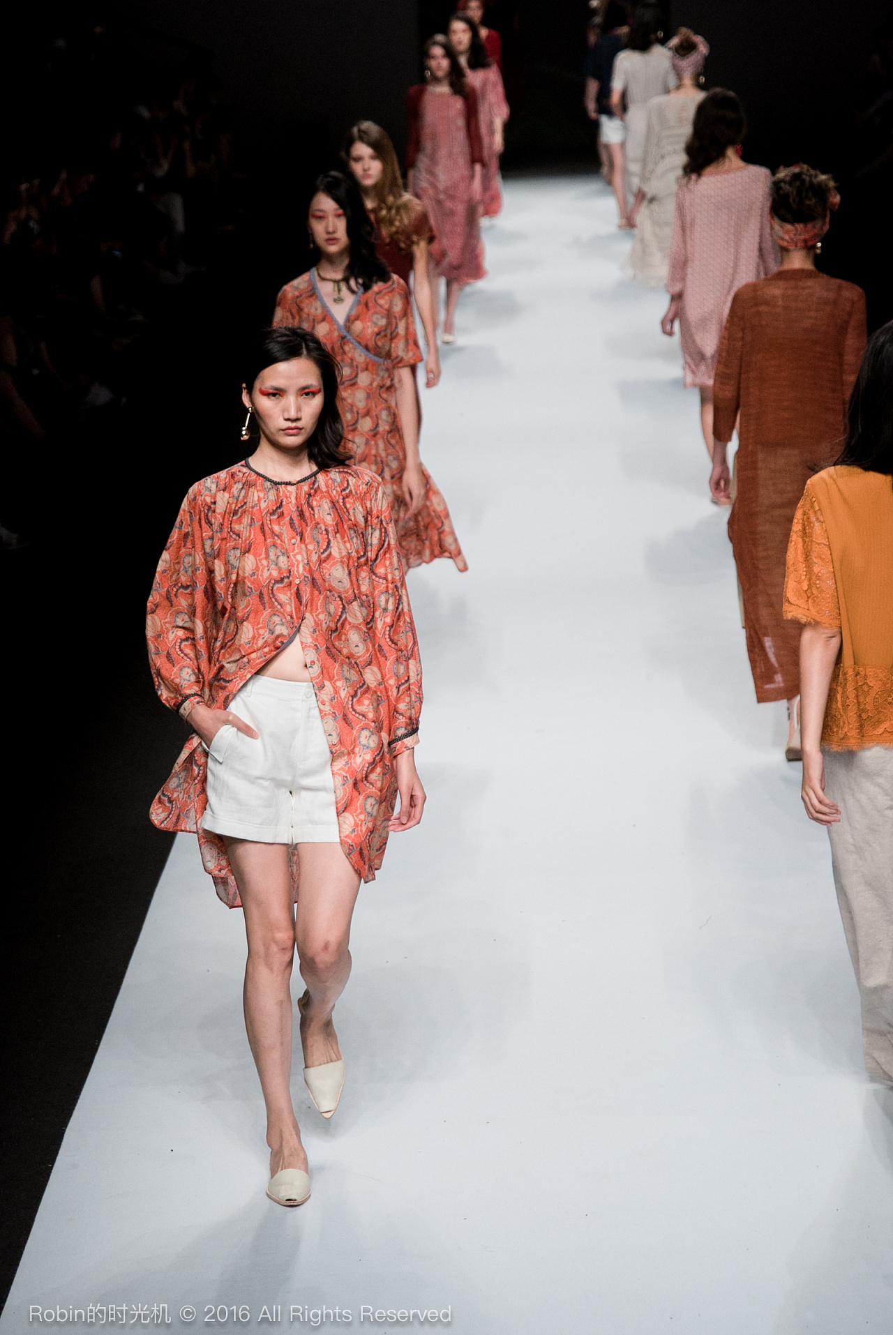 2017上海时装周ss品牌秀之tina gia模特返场|服装|休闲/流行服蕓