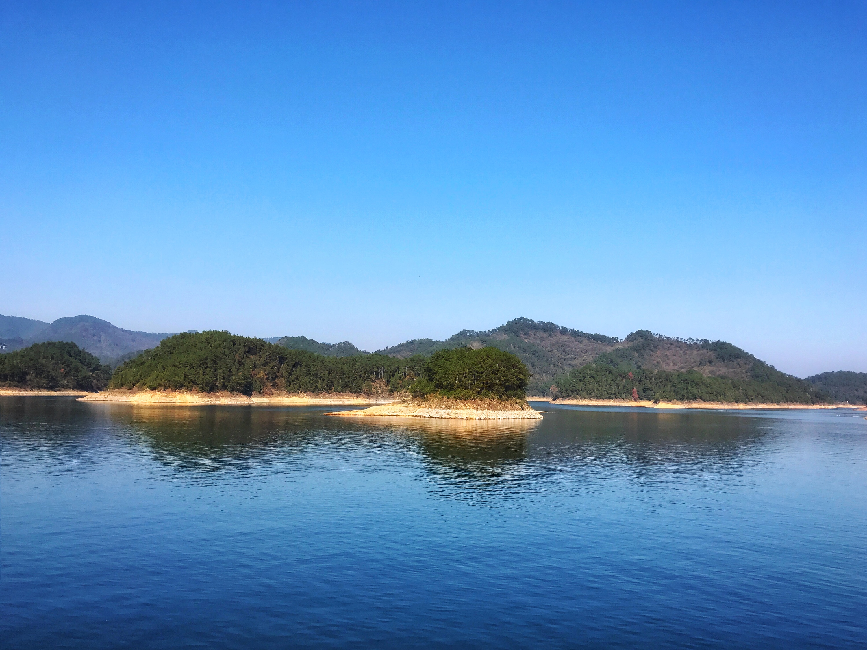 天下第一秀水-千岛湖|摄影|风光摄影|赵小辉 - 原创作品 - 站酷 (ZCOOL)