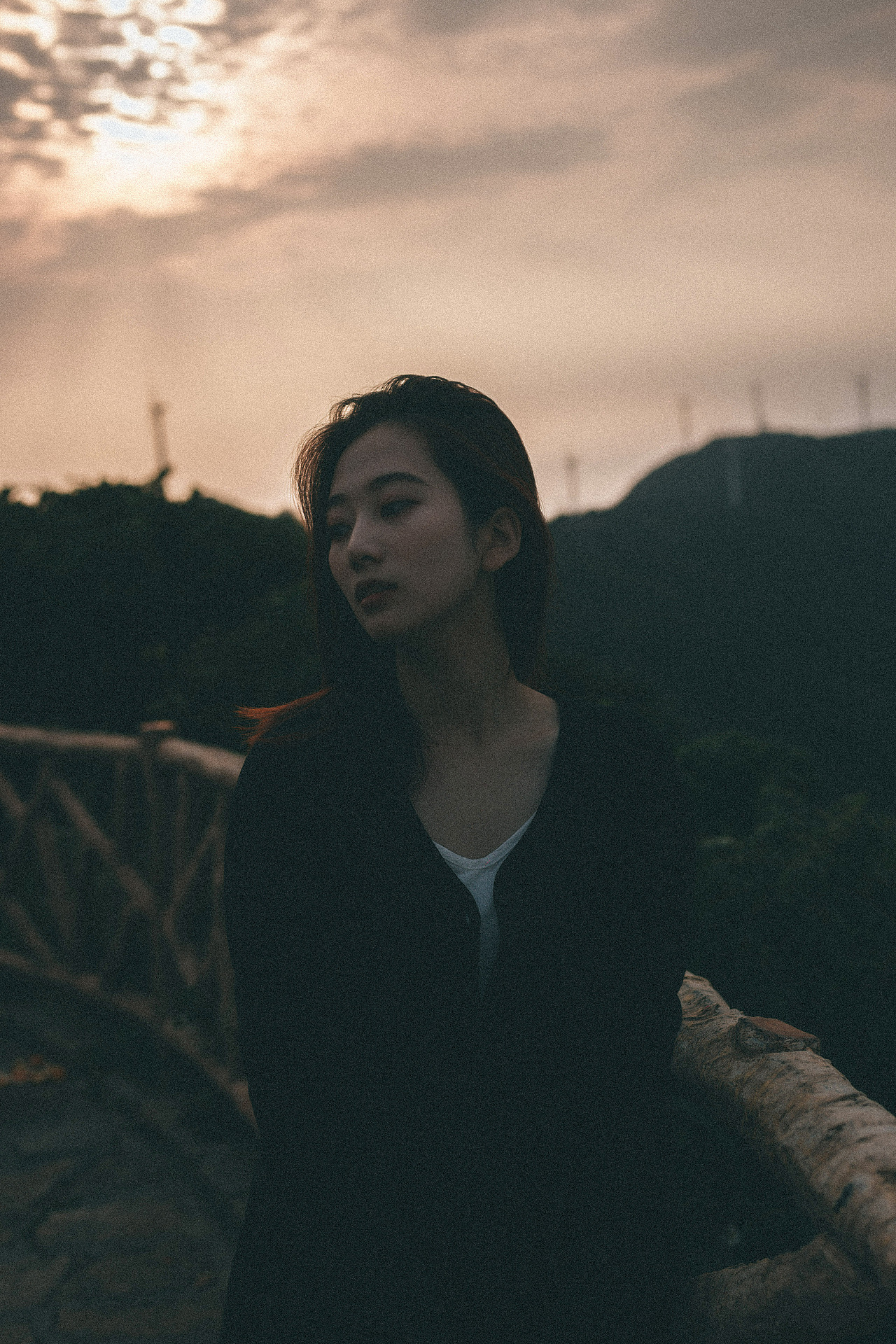 山海少女（图ZMjkyMzI3Nzcy） - 人像摄影 - 站酷设计师摄影师斯伟原创素材 - 站酷ZCOOL