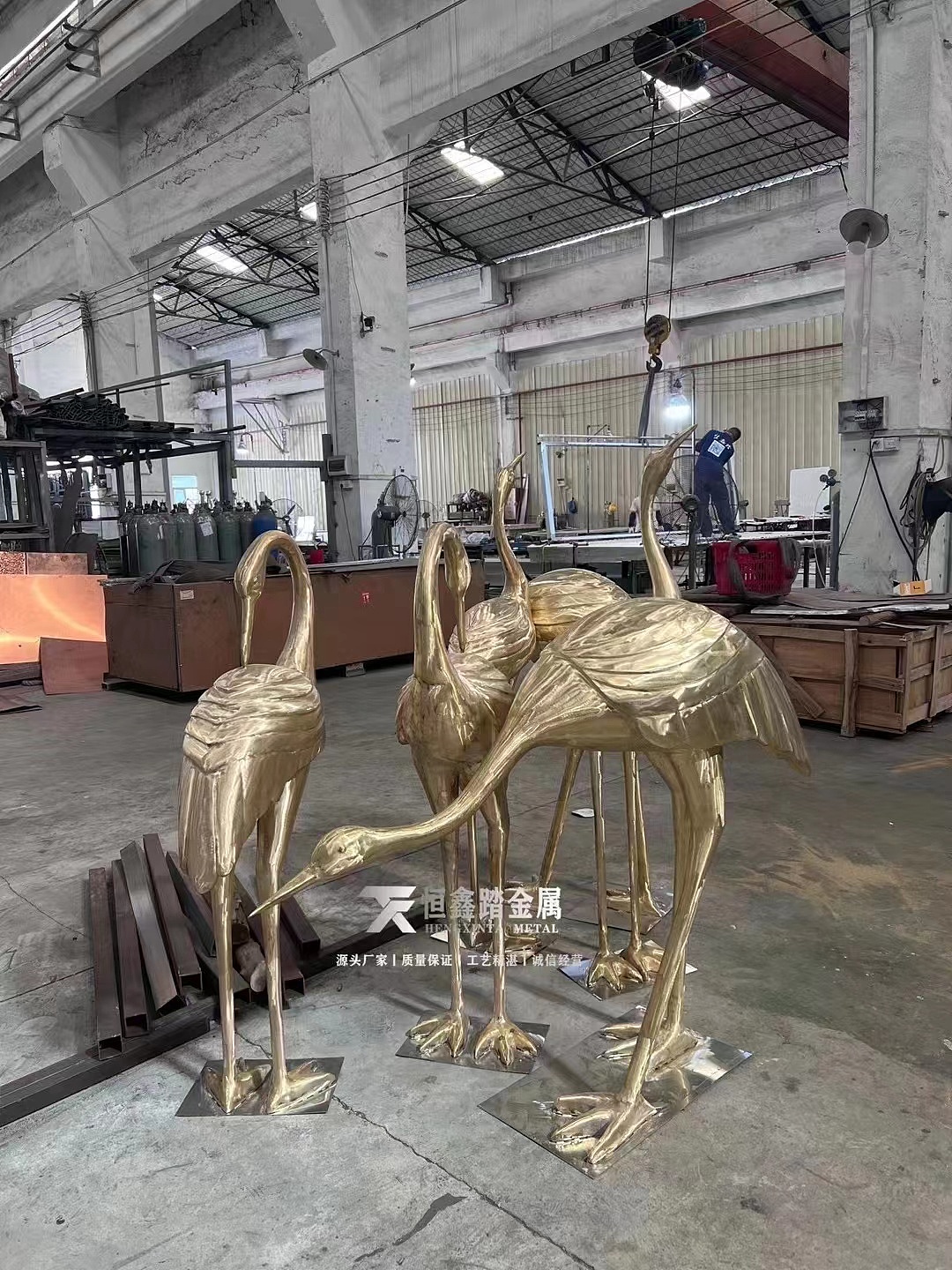 酒店入口风水池景观铜仙鹤雕塑 定制水景特色雕塑摆件