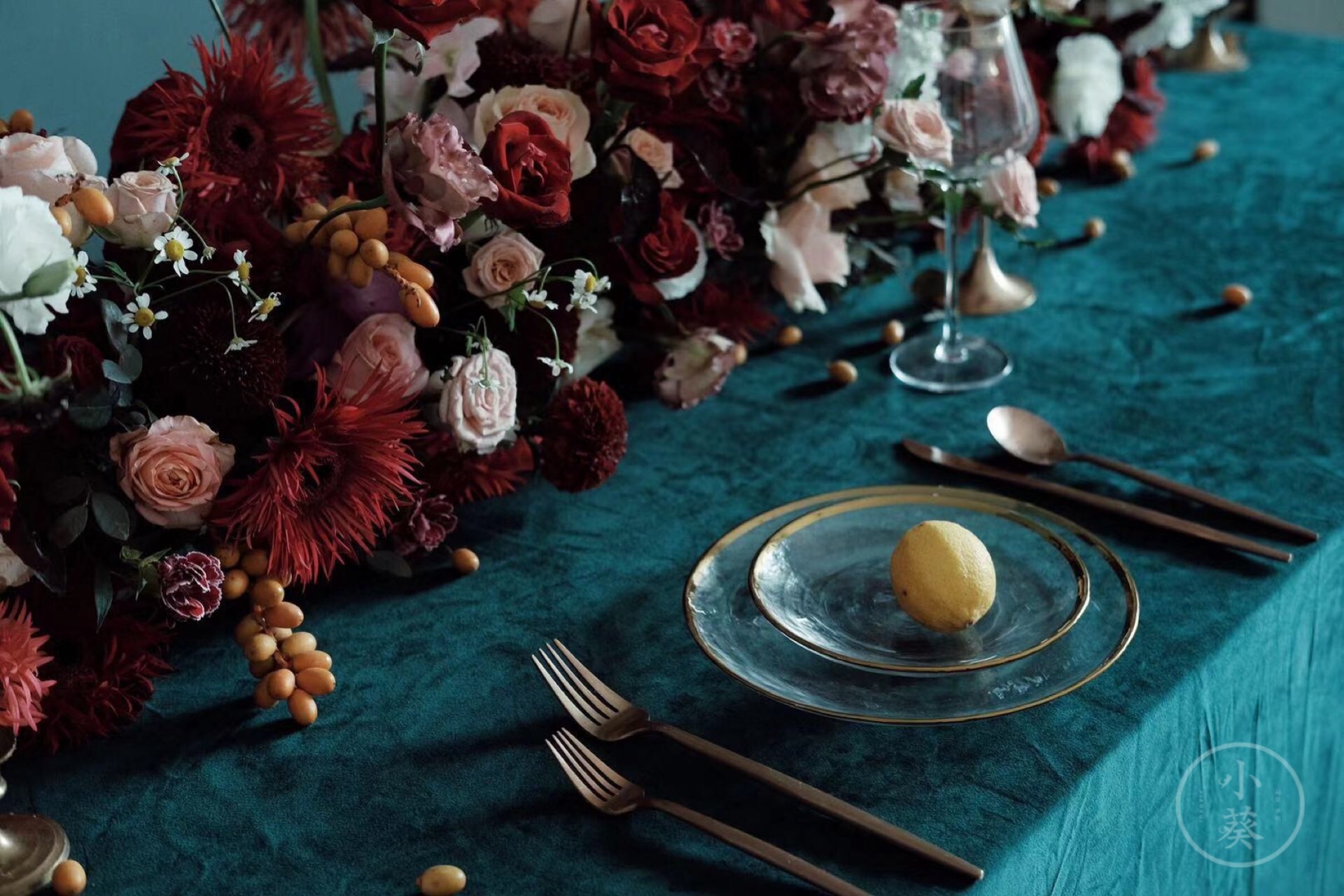 花艺西式长形桌花设计