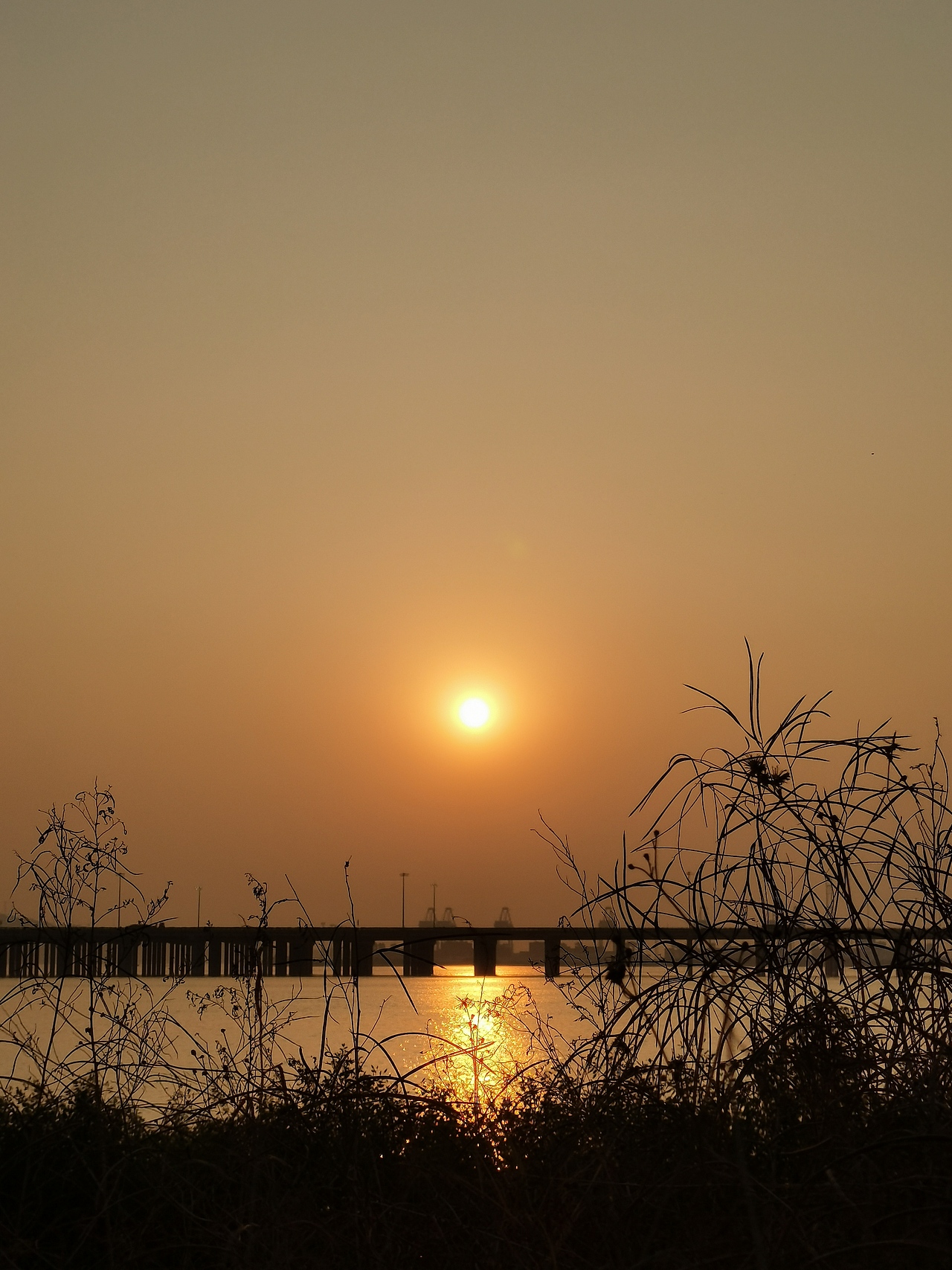 最喜日落🌅之时，似抽离于现实，浪漫，但孤寂。（图ZMjYxMTg5OTQ4） - 风光摄影 - 站酷设计师阿叁叁啊原创素材 - 站酷ZCOOL