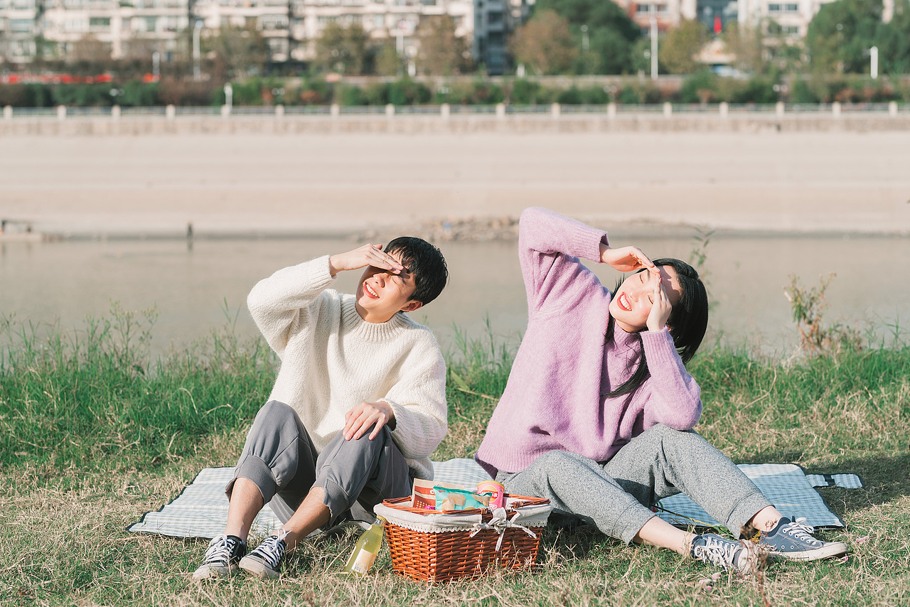 拥挤人潮 没你拥抱