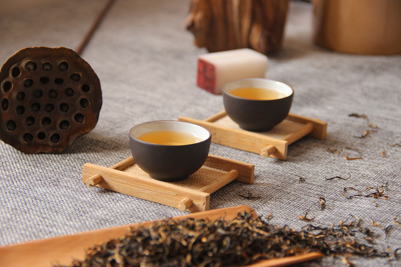 静物摄影-金骏眉 正山小种 黄山毛峰 西湖龙井茶（图ZMTIxNDMwMzIw） - 产品摄影 - 站酷设计师Kir_基尔原创素材 - 站酷ZCOOL