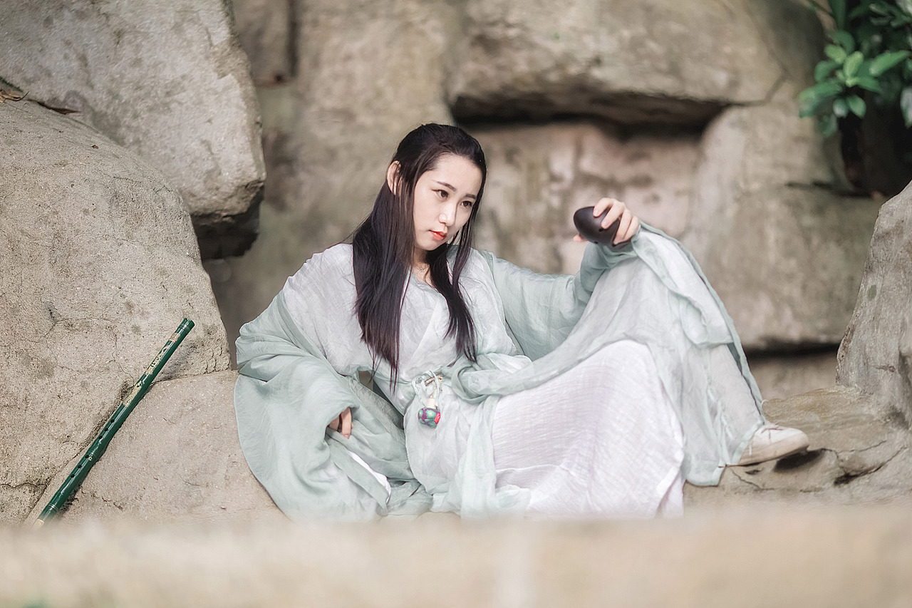 玉人何处教吹箫（图ZOTc4Mjg2NDg=） - 人像摄影 - 站酷设计师刘墨萼原创素材 - 站酷ZCOOL