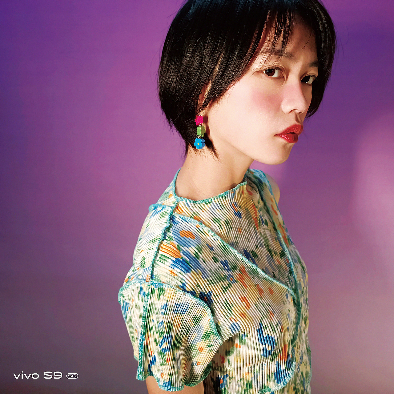 临时起意*手机摄影作品（图ZMjQ1MjkwODc2） - 人像摄影 - 站酷设计师斯无鸡蛋原创素材 - 站酷ZCOOL