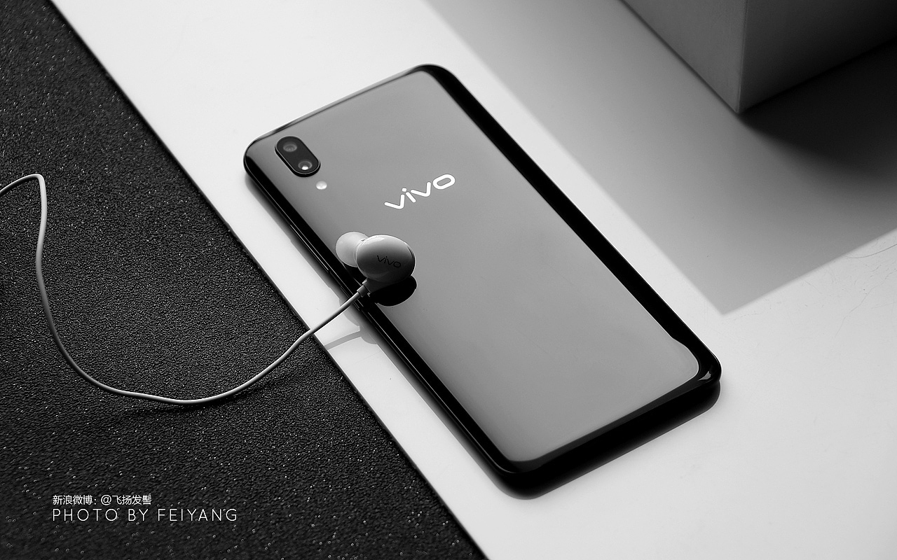 冰钻黑版vivo X21 屏幕指纹版（图ZMTA5NTA1MzQ4） - 产品摄影 - 站酷设计师飞扬图说原创素材 - 站酷ZCOOL
