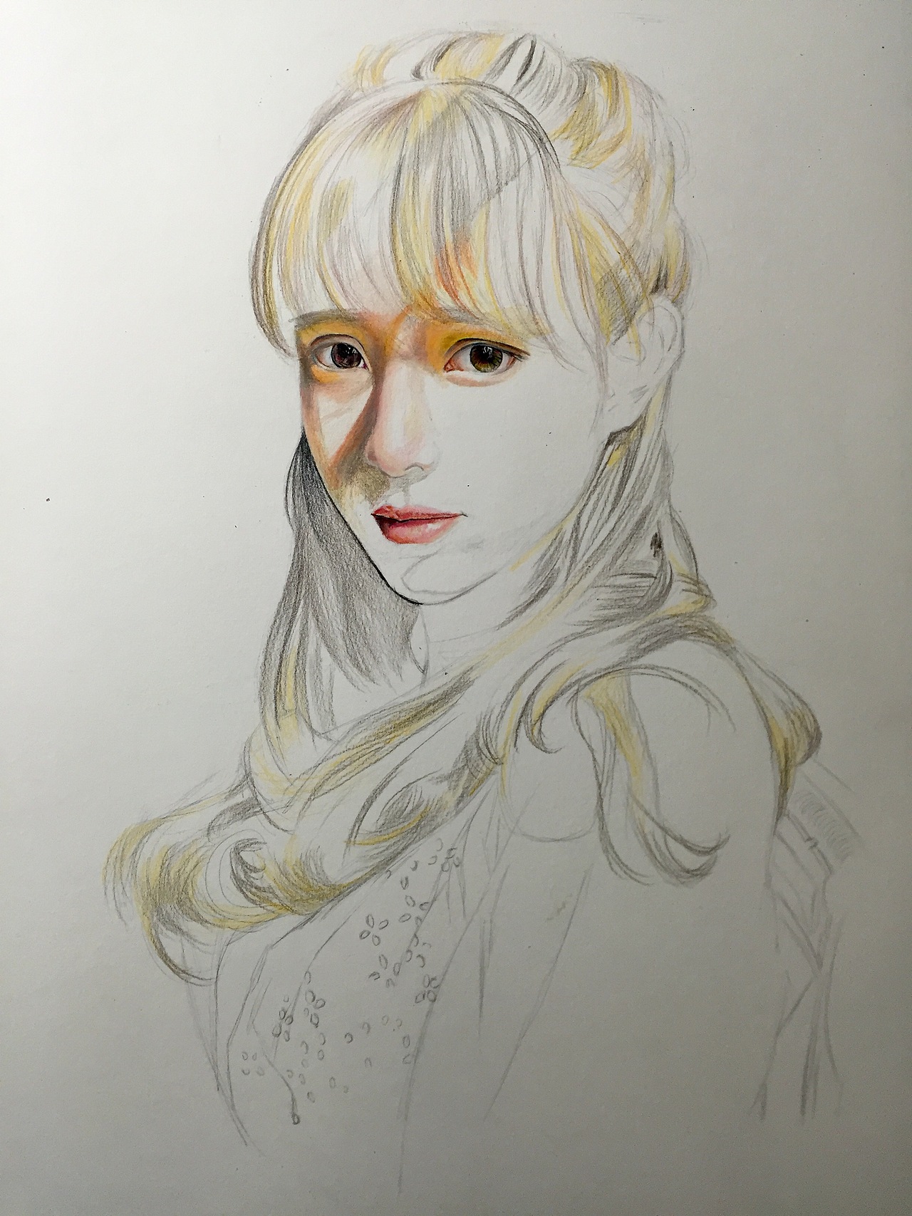 彩铅手绘肖像《语笑嫣然》