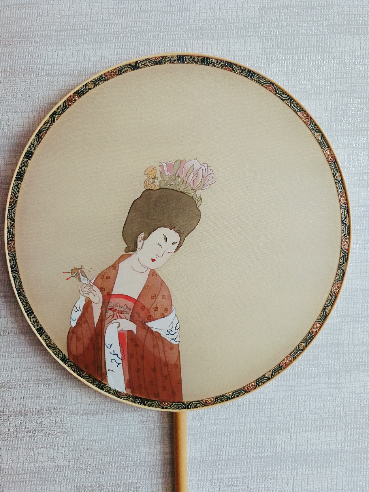 簪花仕女图团扇