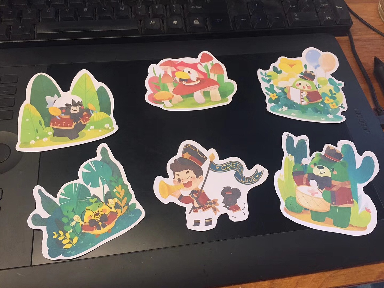 圣诞乐队（图ZMTAzMzYyNzYw） - 商业插画 - 站酷设计师熊猫籽原创素材 - 站酷ZCOOL