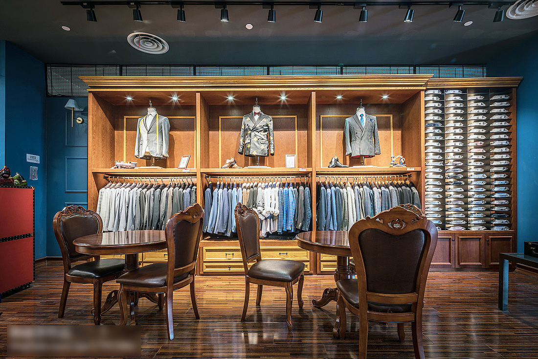 麦梯定制服装男装西装店南京茂业门店装修