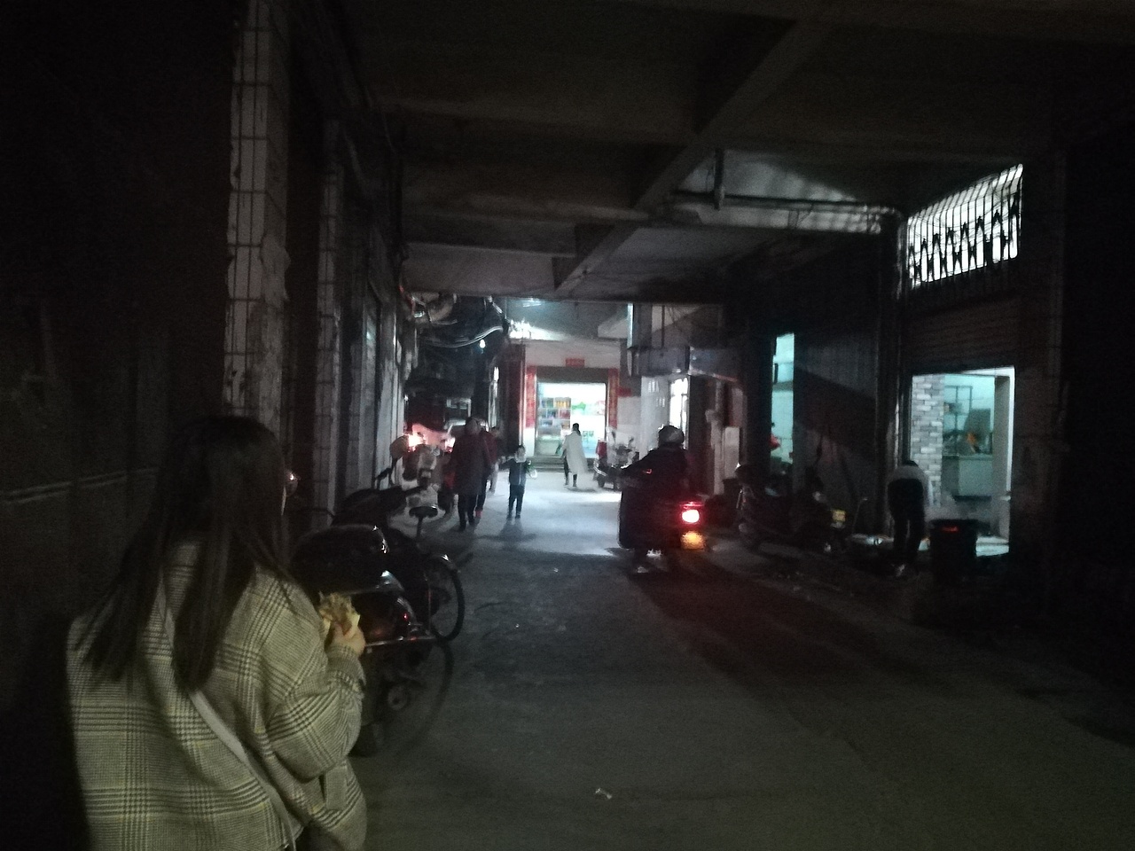 画与现实（图ZMTM2NzMyMjE2） - 创作习作 - 站酷设计师酥元棠原创素材 - 站酷ZCOOL