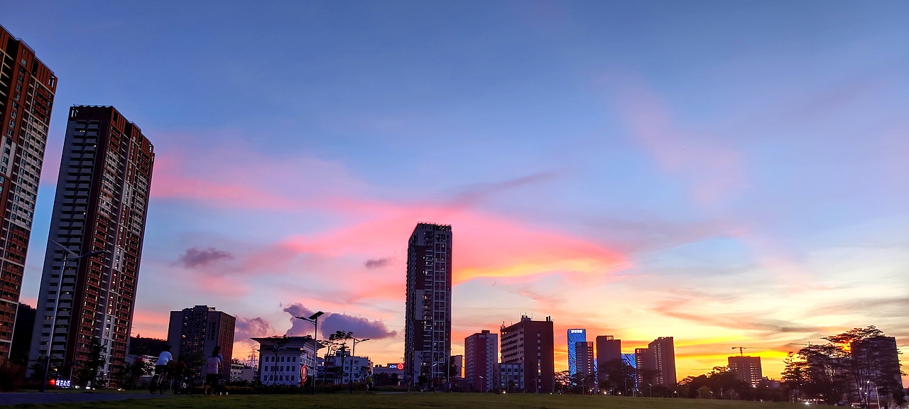 五彩斑斓的天空