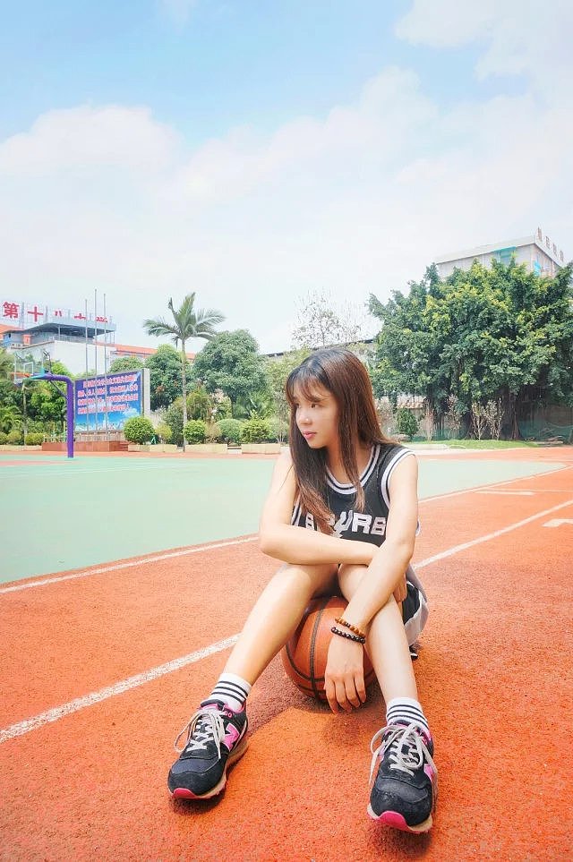 篮球少女（图ZMzc5NDI2NDg=） - 人像摄影 - 站酷设计师闷闷闷丁原创素材 - 站酷ZCOOL