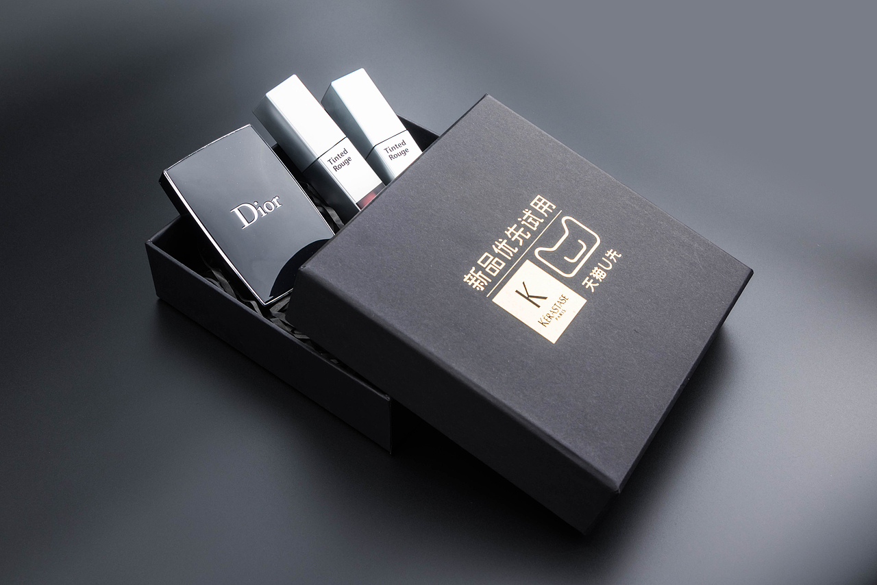 黑色系化妆品礼盒 样品随拍（图ZMTE3Mjg4NTY0） - 产品摄影 - 站酷设计师死鱼板板原创素材 - 站酷ZCOOL