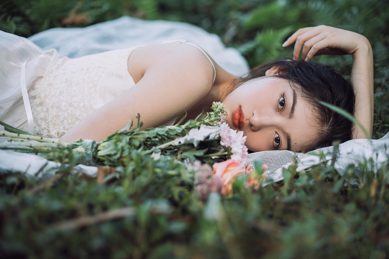 说的是花和她
